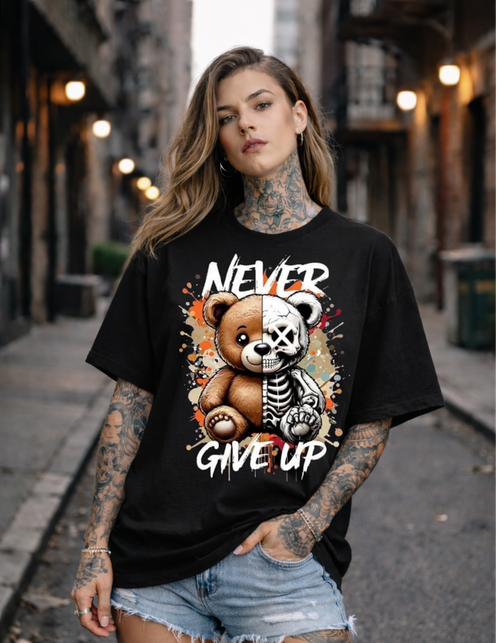 Oversized - Тениска с графичен образ