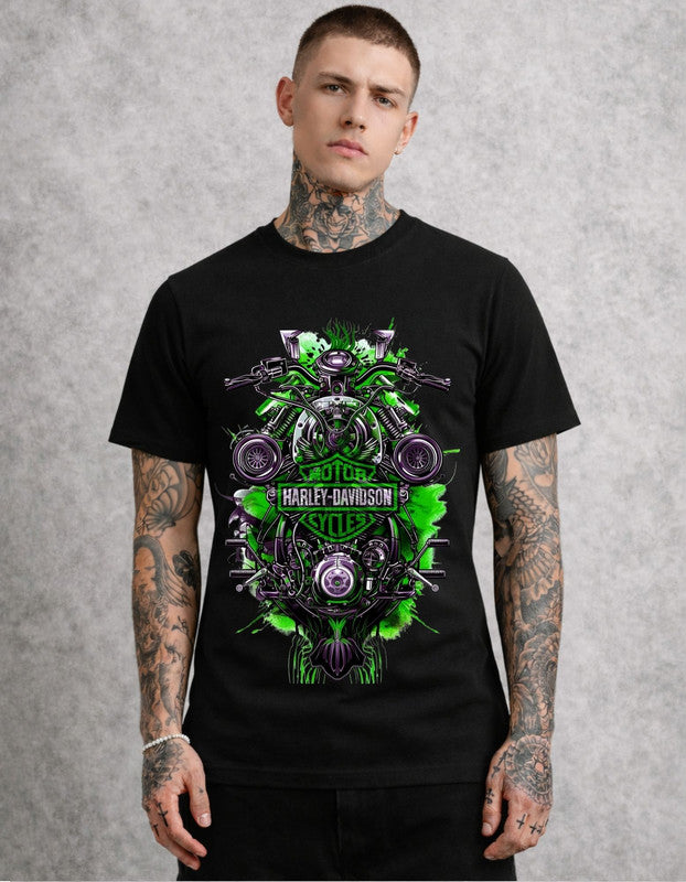 Tricou cu o linie de design originală