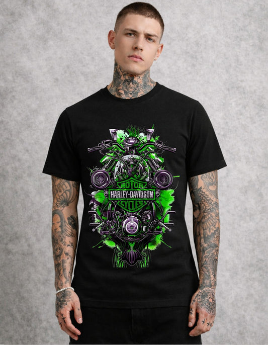 Тениска с оригинална дизайнерска линия