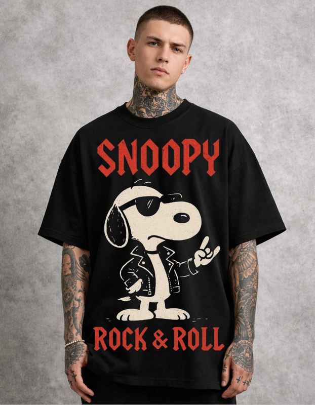 Oversized - T-shirt with decorative print