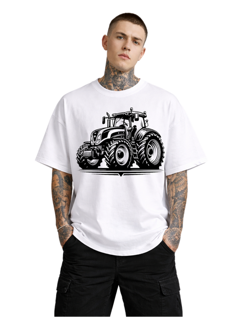 Oversized - Тениска с визуална композиция