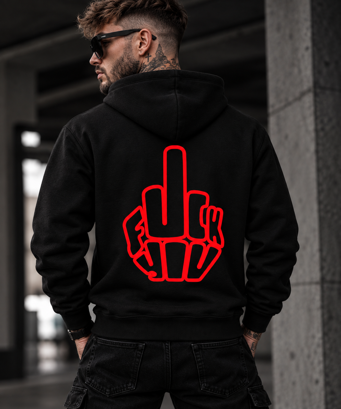 Суитчър Rebel Middle Finger